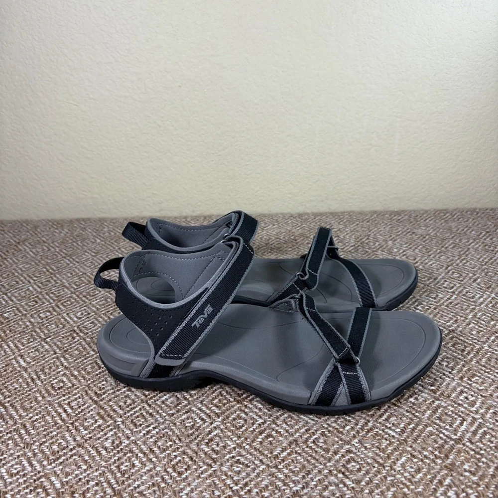 TEVA Women’s VERRA SANDALS Black Sz 10 Hiking Camping Outdoor Casual Comfy EUC - Picture 1 of 6